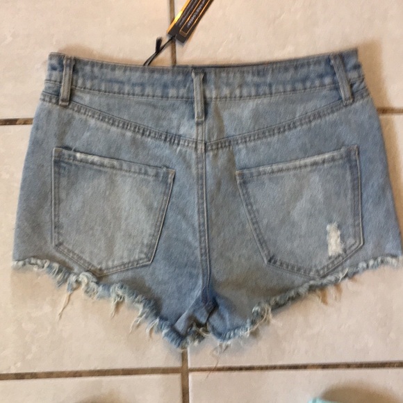 NWT HI RISE JEAN SHORTS - Picture 4 of 11